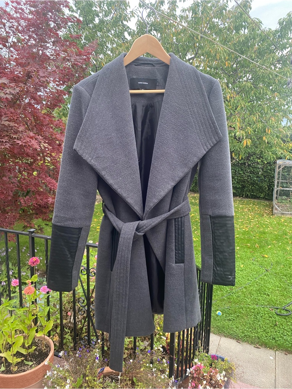 Vero Moda Charcoal Gray Belted Shawl Collar Coat
